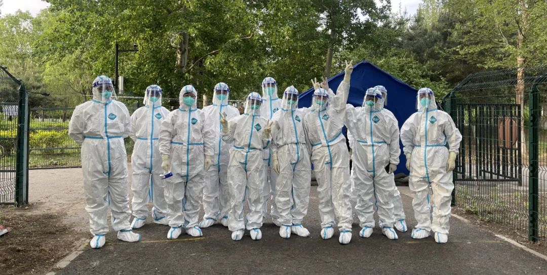 “燃”动青春，，，，，别YOUNG精彩